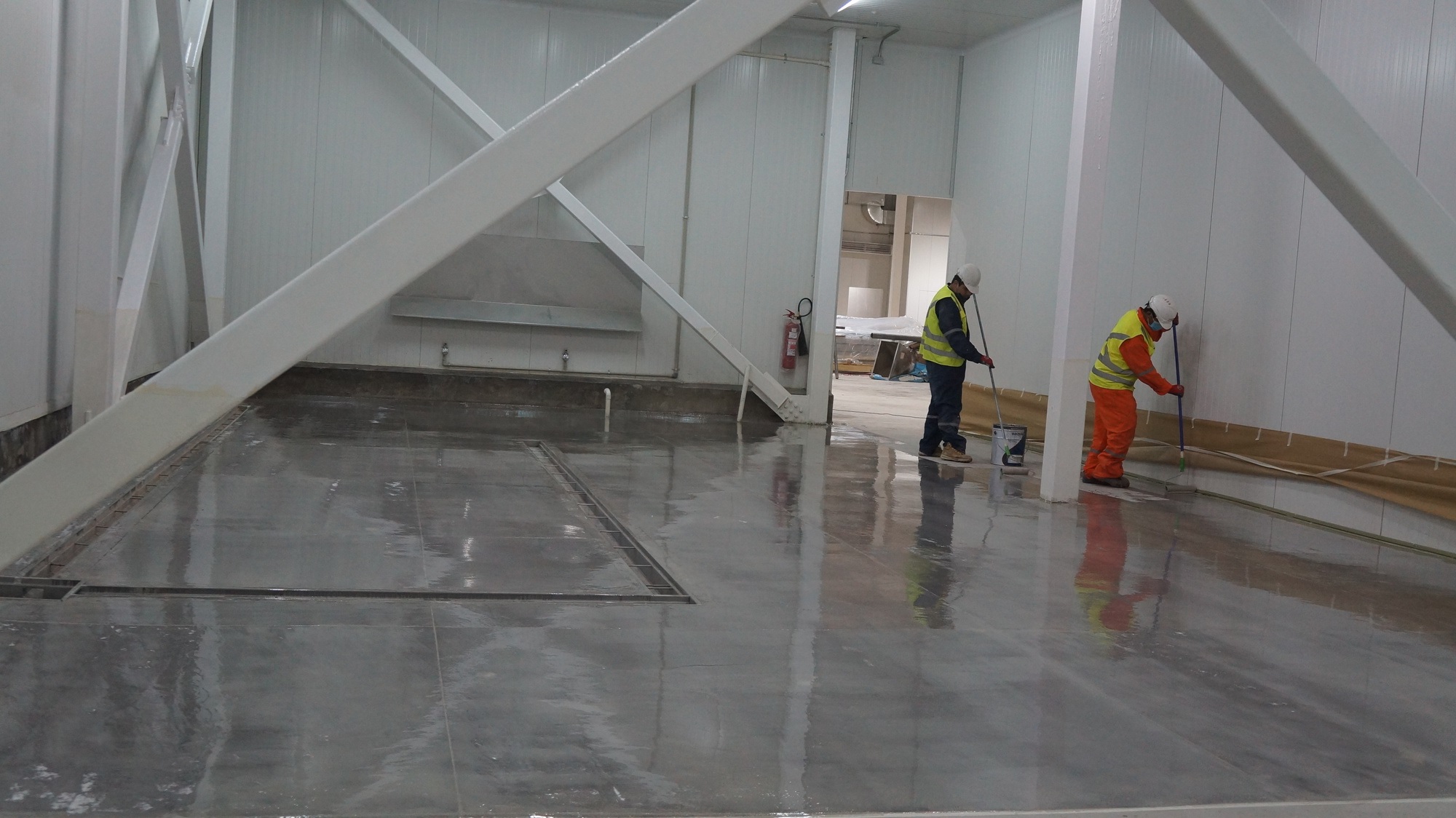 impermeabilización de techos, pintura industrial y obras civiles